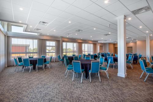 hampton inn and suites by hilton edmonton st albert