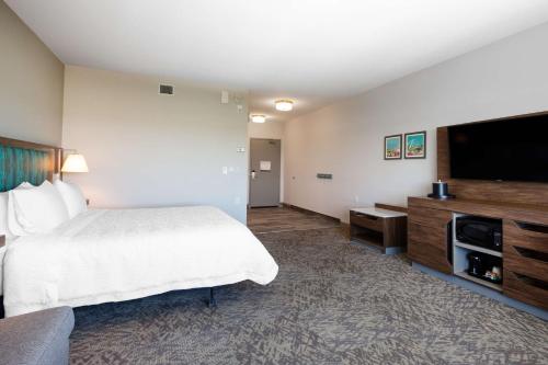 hampton inn and suites by hilton edmonton st albert