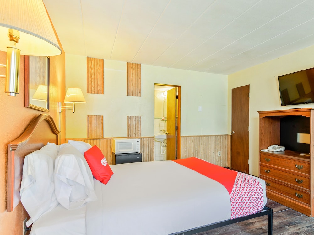 hotel peoria il i 74