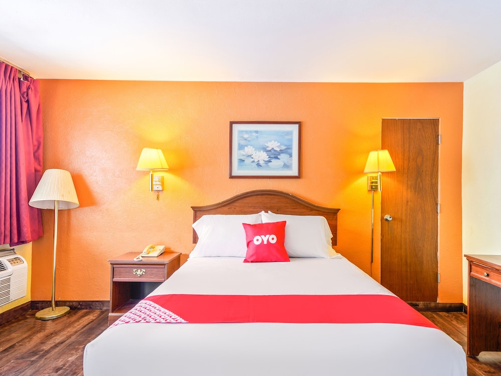 hotel peoria il i 74