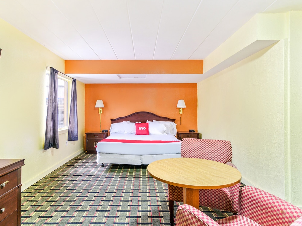 hotel peoria il i 74