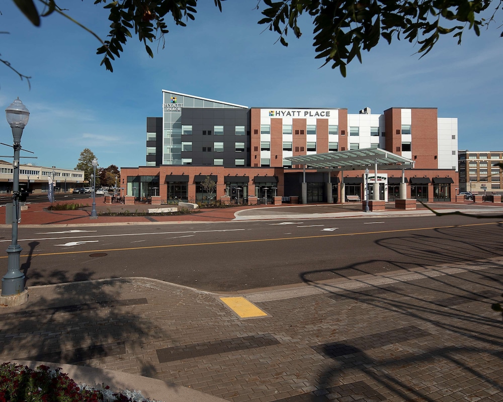 hyatt place moncton