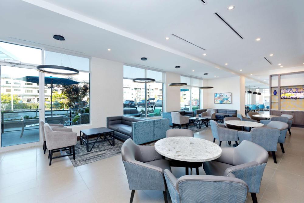 hyatt place kelowna