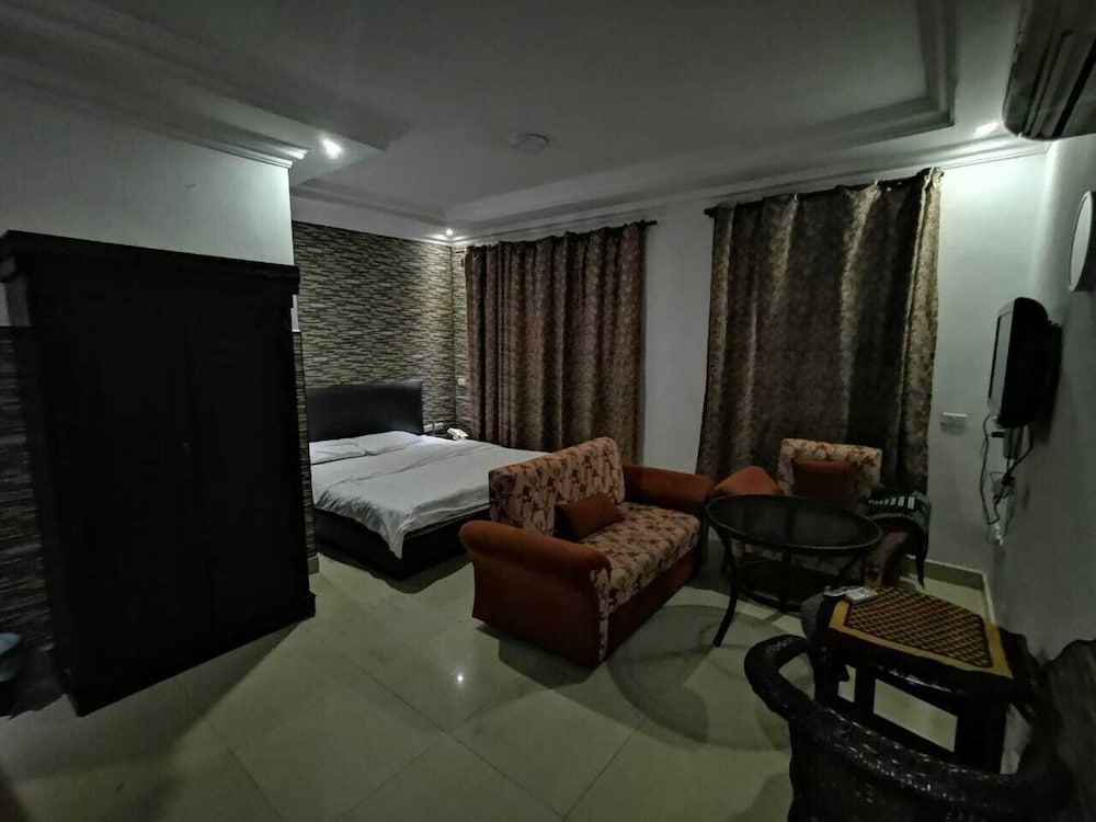 alfyyad hotel