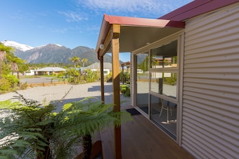 10 cottages