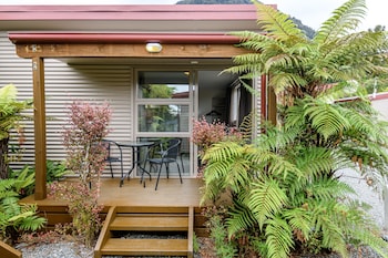 10 cottages