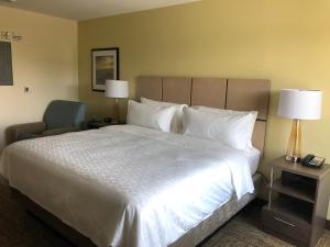 candlewood suites panama city beach pier