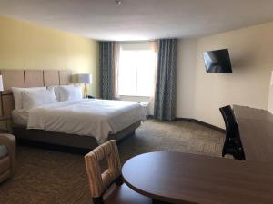 candlewood suites panama city beach pier