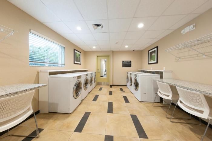 candlewood suites panama city beach pier