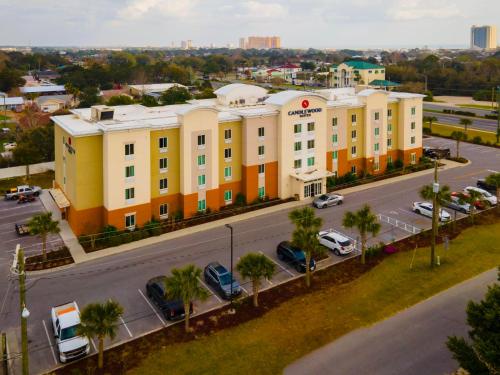 candlewood suites panama city beach pier