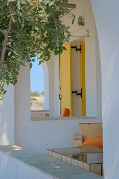 naxos