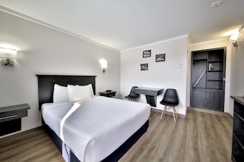 motel newstar laval