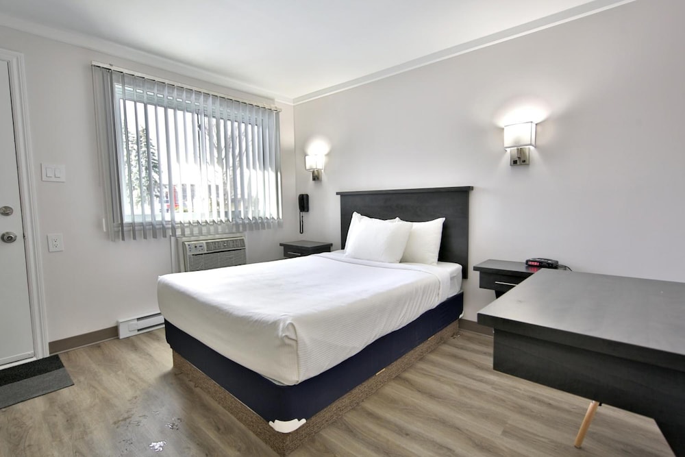 motel newstar laval