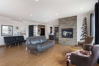 villa inn and suites surestay collection by best western