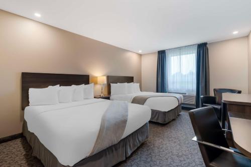 villa inn and suites surestay collection by best western