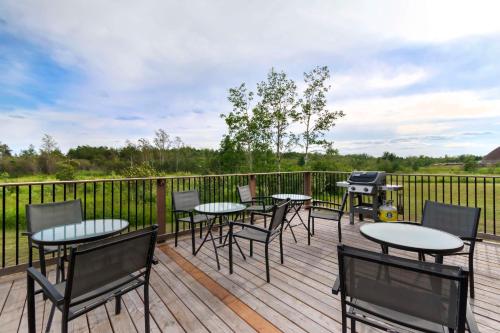 villa inn and suites surestay collection by best western