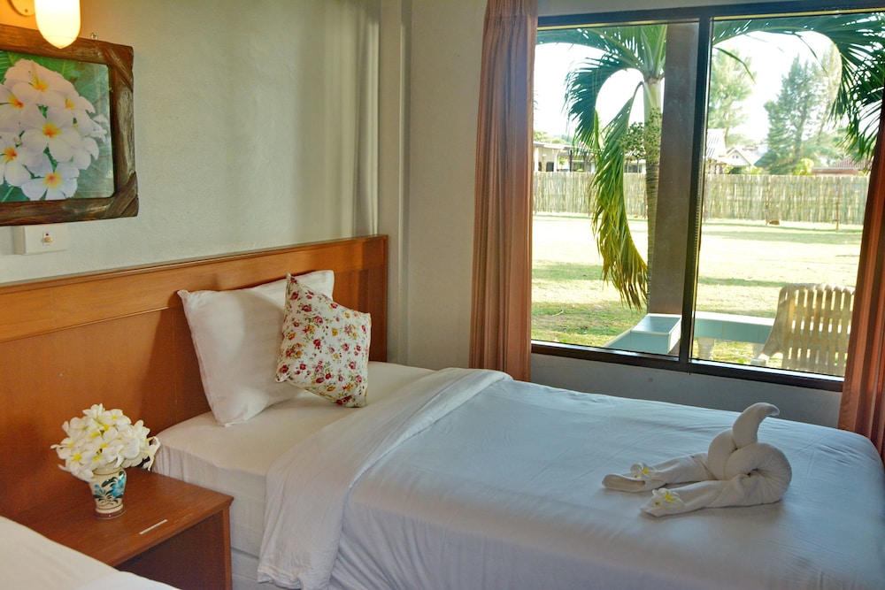 klongdao beach resort