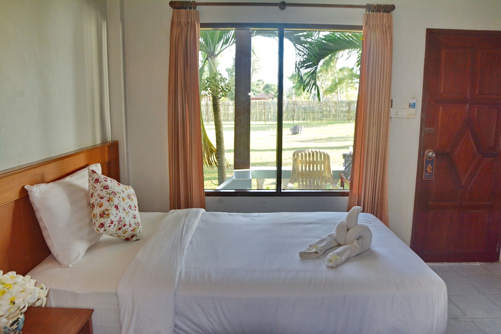 klongdao beach resort