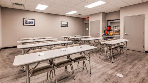 surestay plus hotel by best western humble