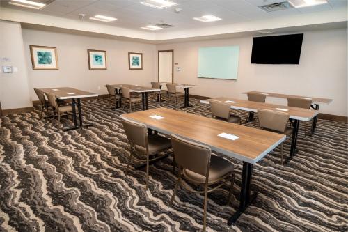 staybridge suites washington dc east largo an ihg hotel