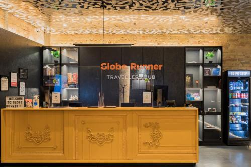 globe runner hotel and hostel