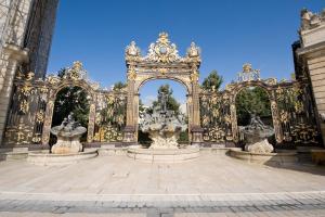 nemea apparthotel nancy grand coeur