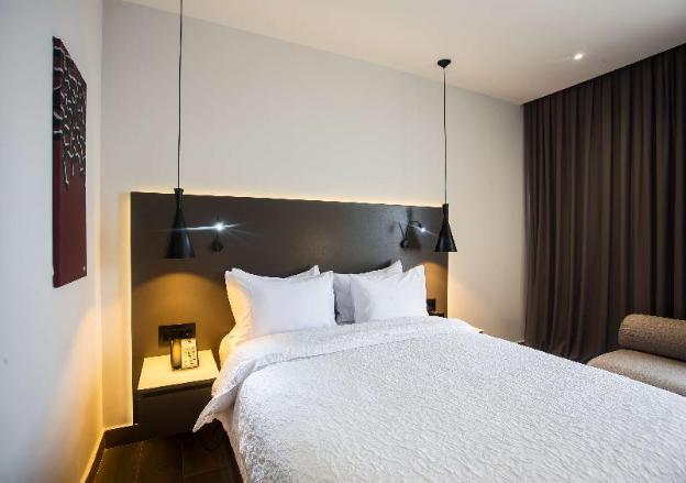 hampton by hilton david