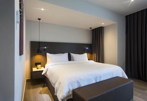 hampton by hilton david