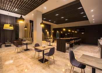 hampton by hilton david