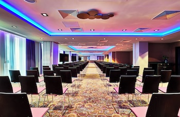 nyx hotel warsaw by leonardo hotels
