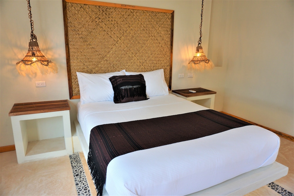 la puerta azul beachfront adults only