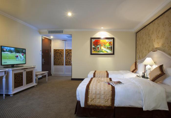 chalcedony grand hotel