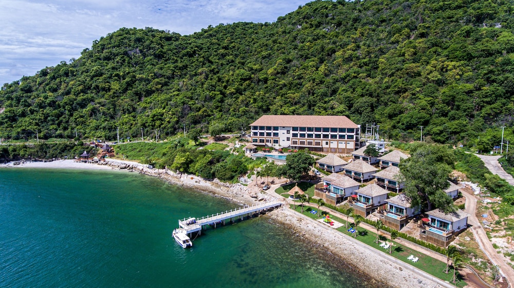 novotel marina sriracha and koh si chang hotel
