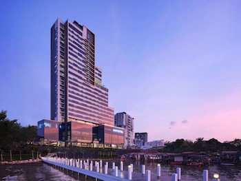 novotel marina sriracha and koh si chang hotel