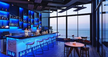 novotel marina sriracha and koh si chang hotel
