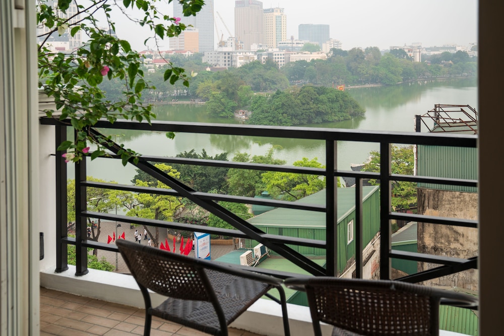 hanoi morning hotel