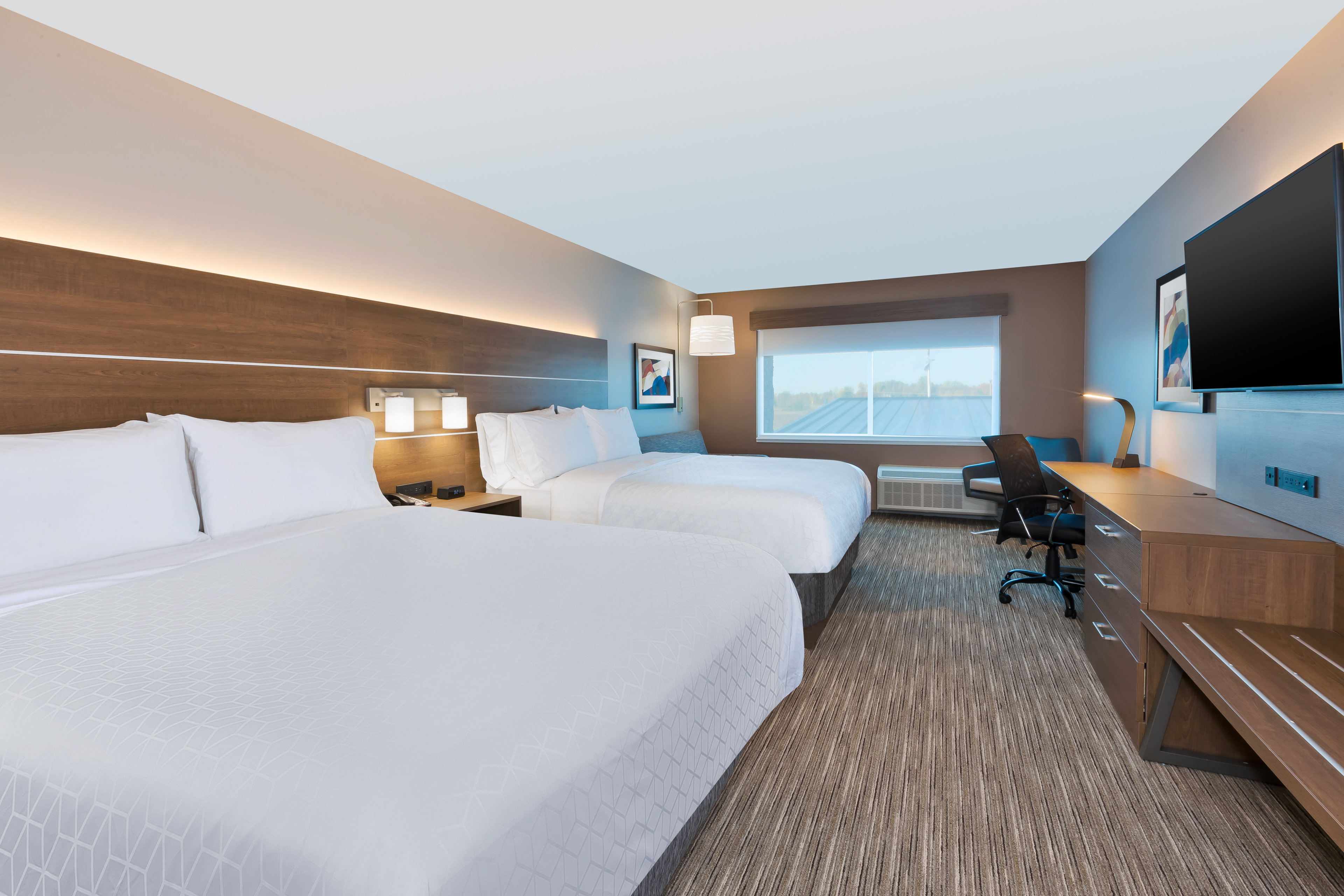 hol inn exp cedar springs grand rapids n