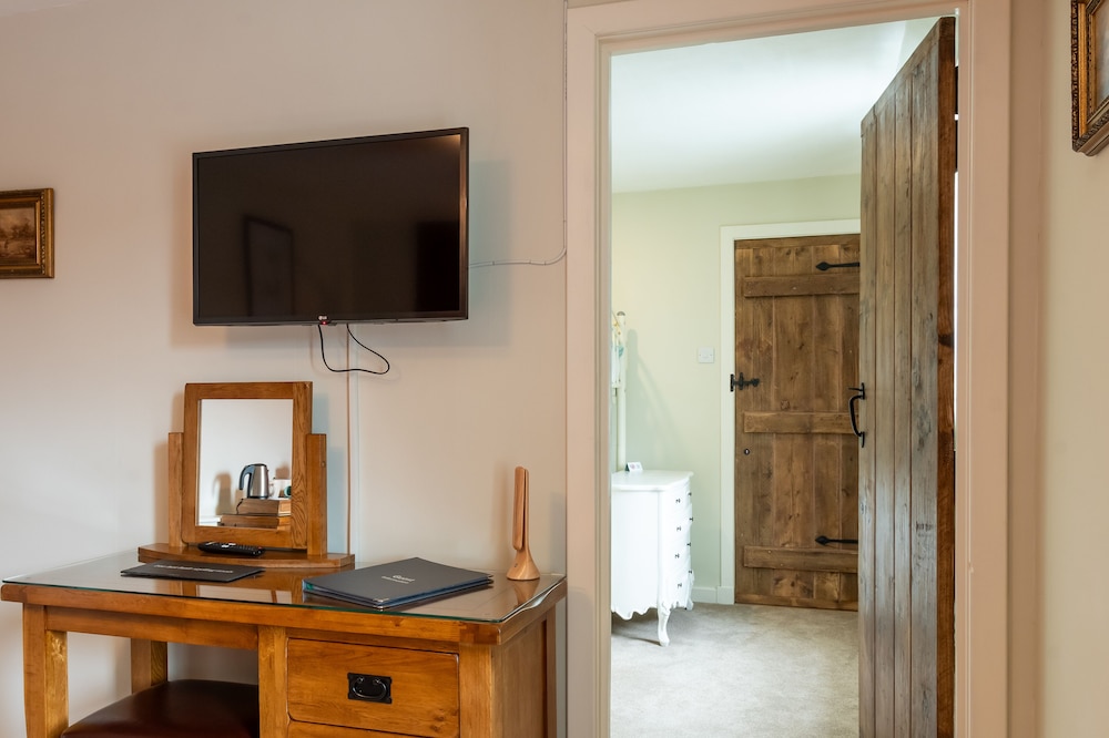 bridgend house b and b