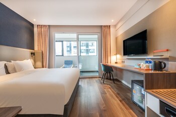 holiday inn express guiyang jinyang avenue an ihg hotel