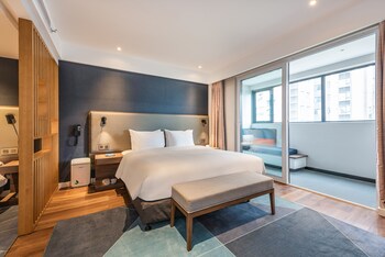 holiday inn express guiyang jinyang avenue an ihg hotel