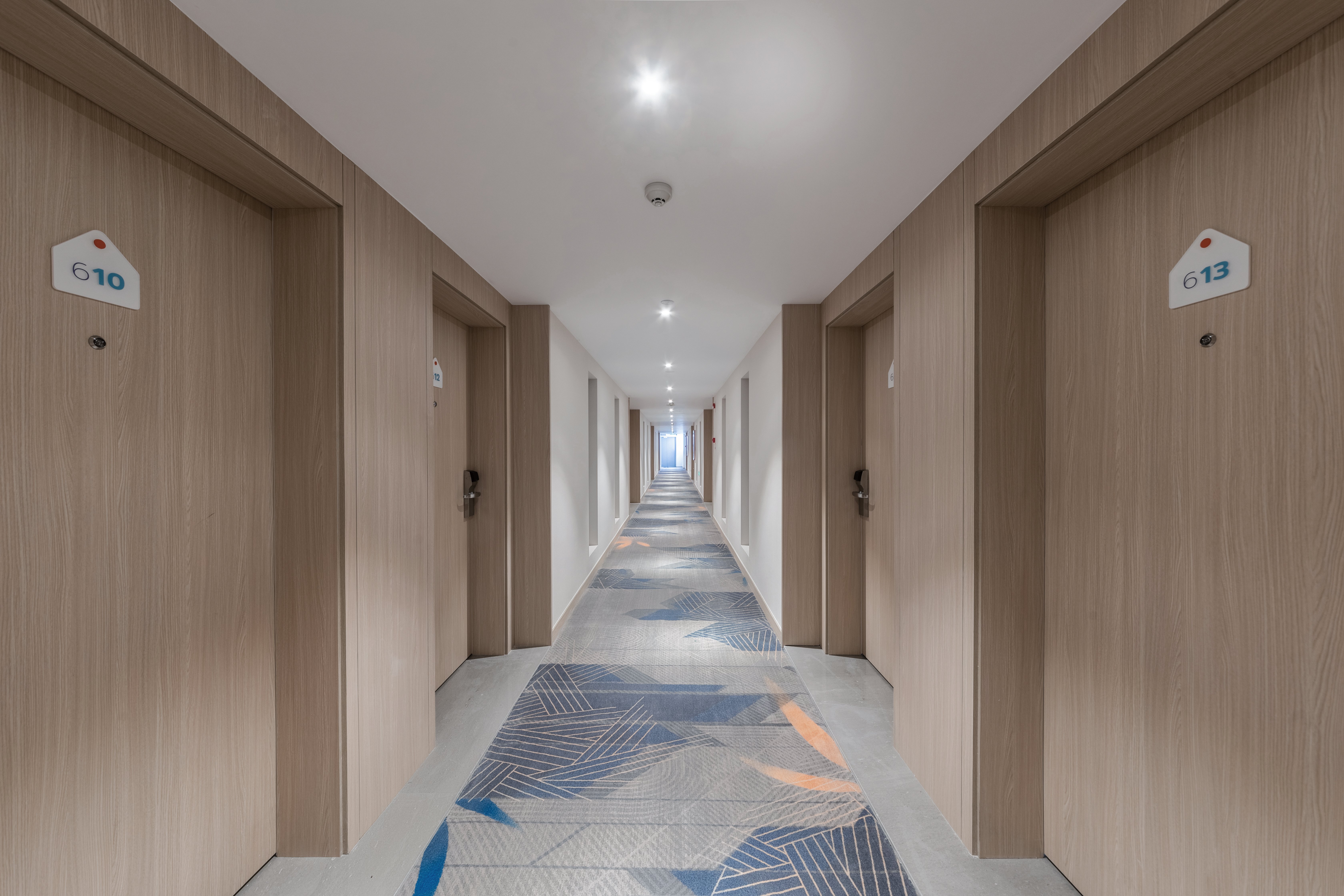 holiday inn express guiyang jinyang avenue an ihg hotel