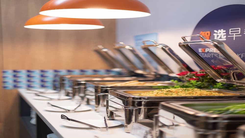 holiday inn express guiyang jinyang avenue an ihg hotel