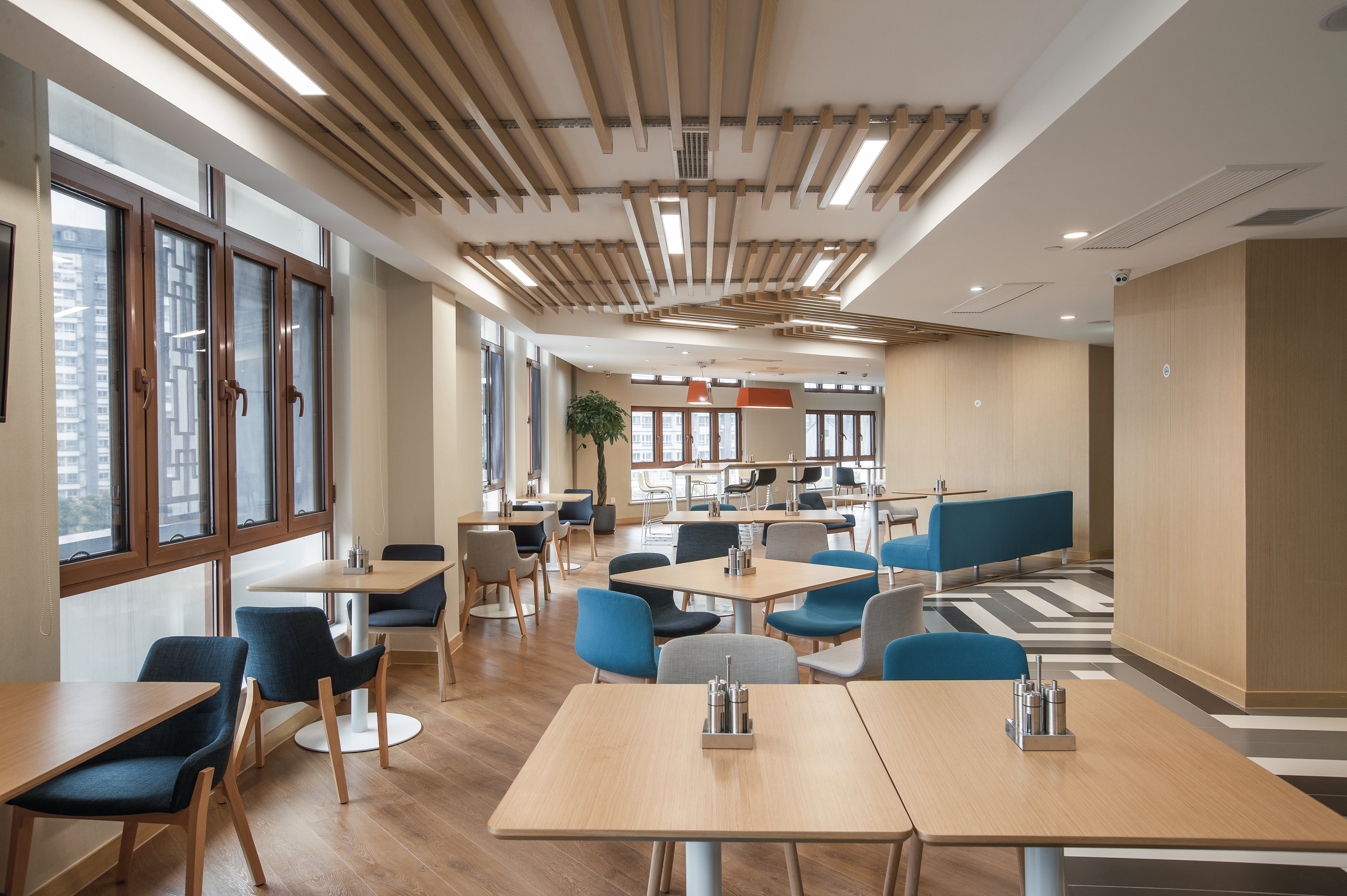 holiday inn express zhangjiagang free trade zone an ihg hotel