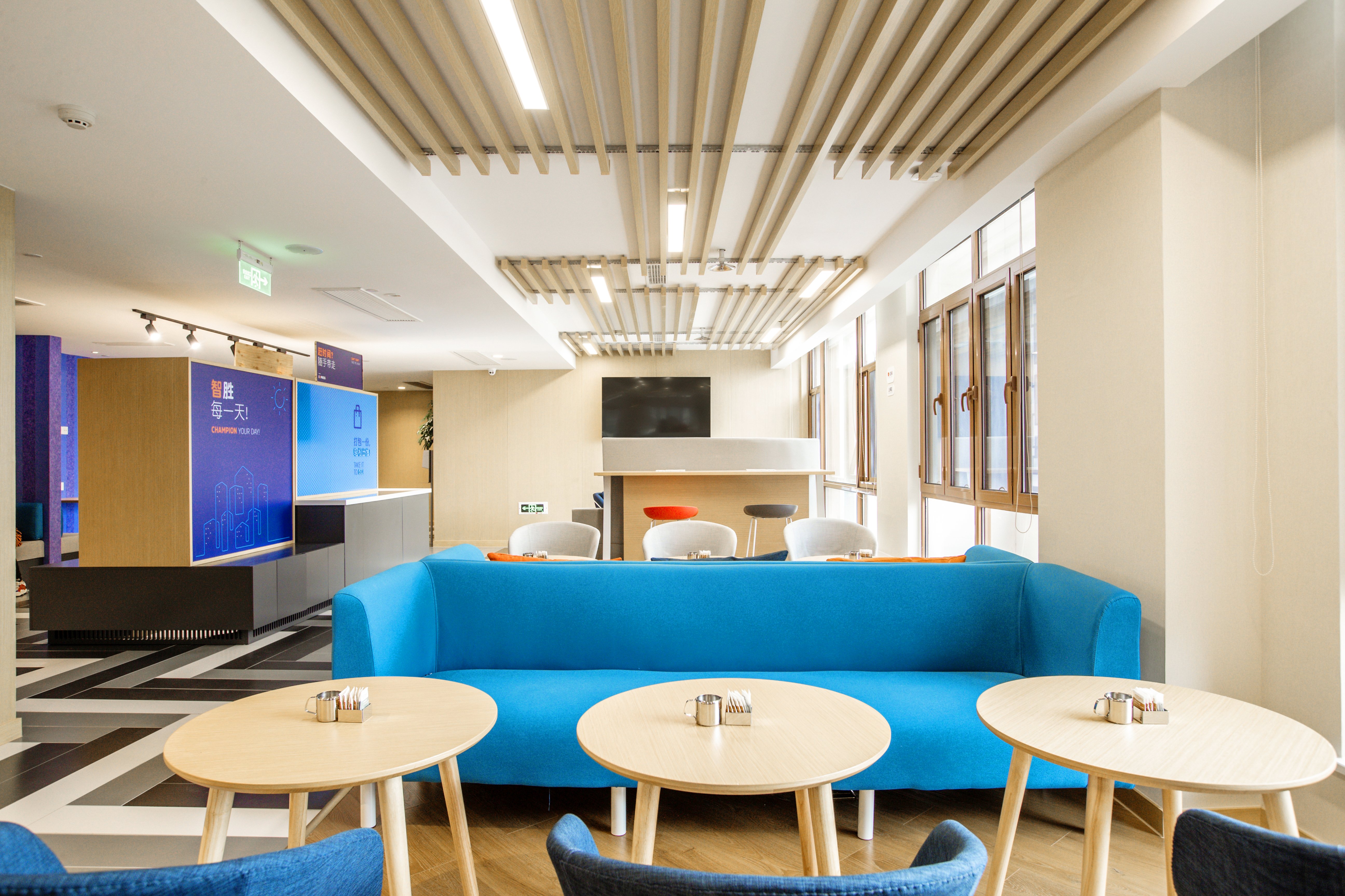 holiday inn express zhangjiagang free trade zone an ihg hotel