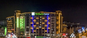 holiday inn express zhangjiagang free trade zone an ihg hotel
