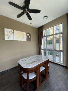 play residence at golden hills