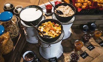 gekko house frankfurt a tribute portfolio hotel