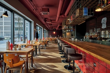 gekko house frankfurt a tribute portfolio hotel