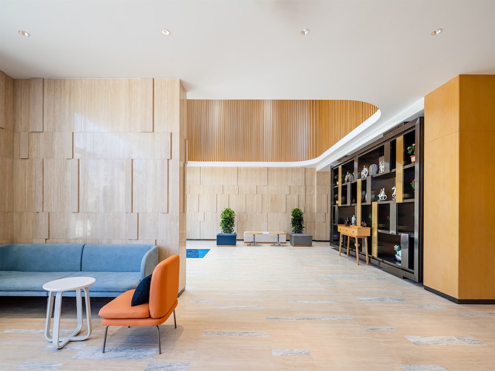holiday inn express litang