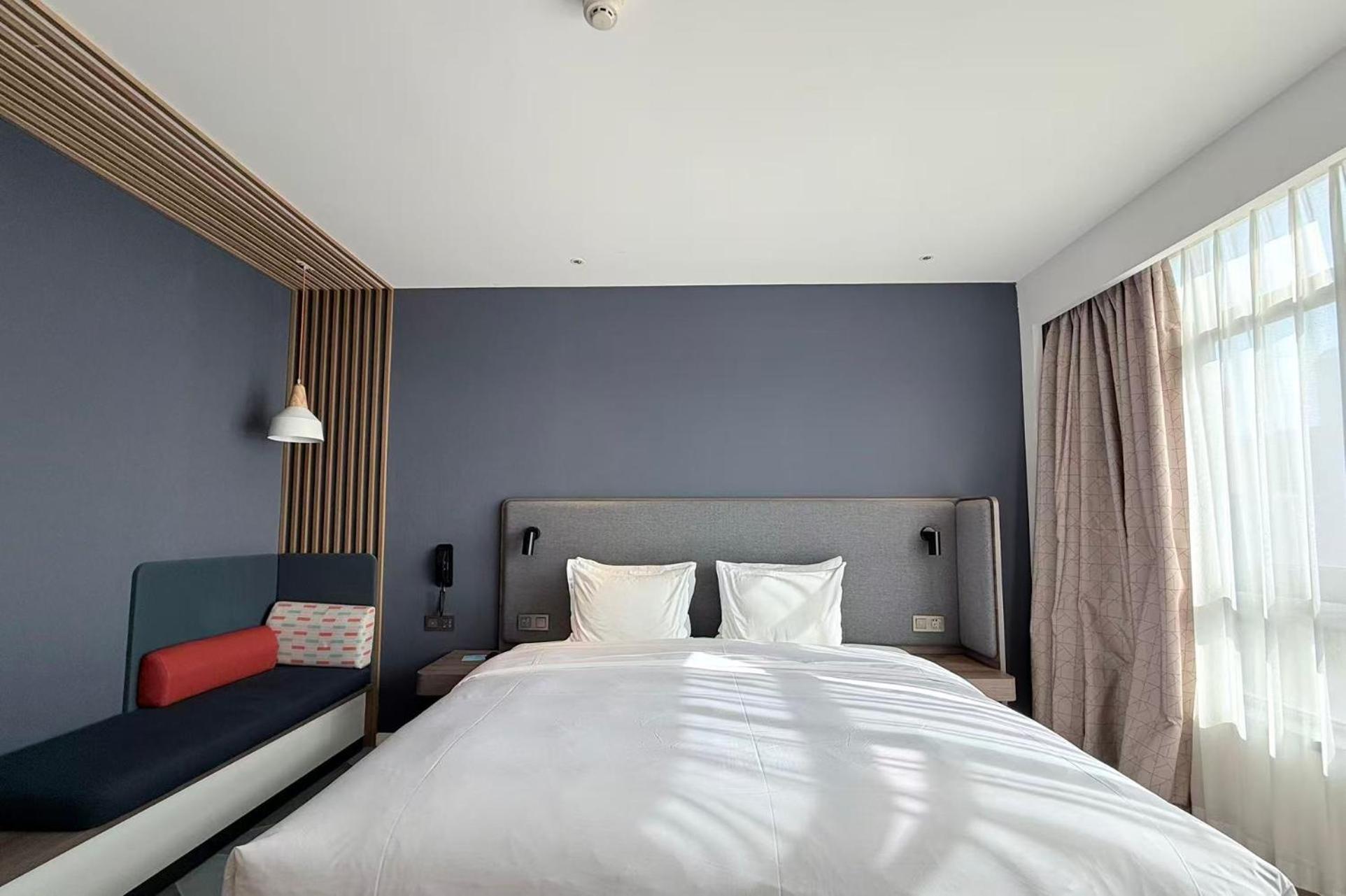 holiday inn express chengdu longquanyi north an ihg hotel